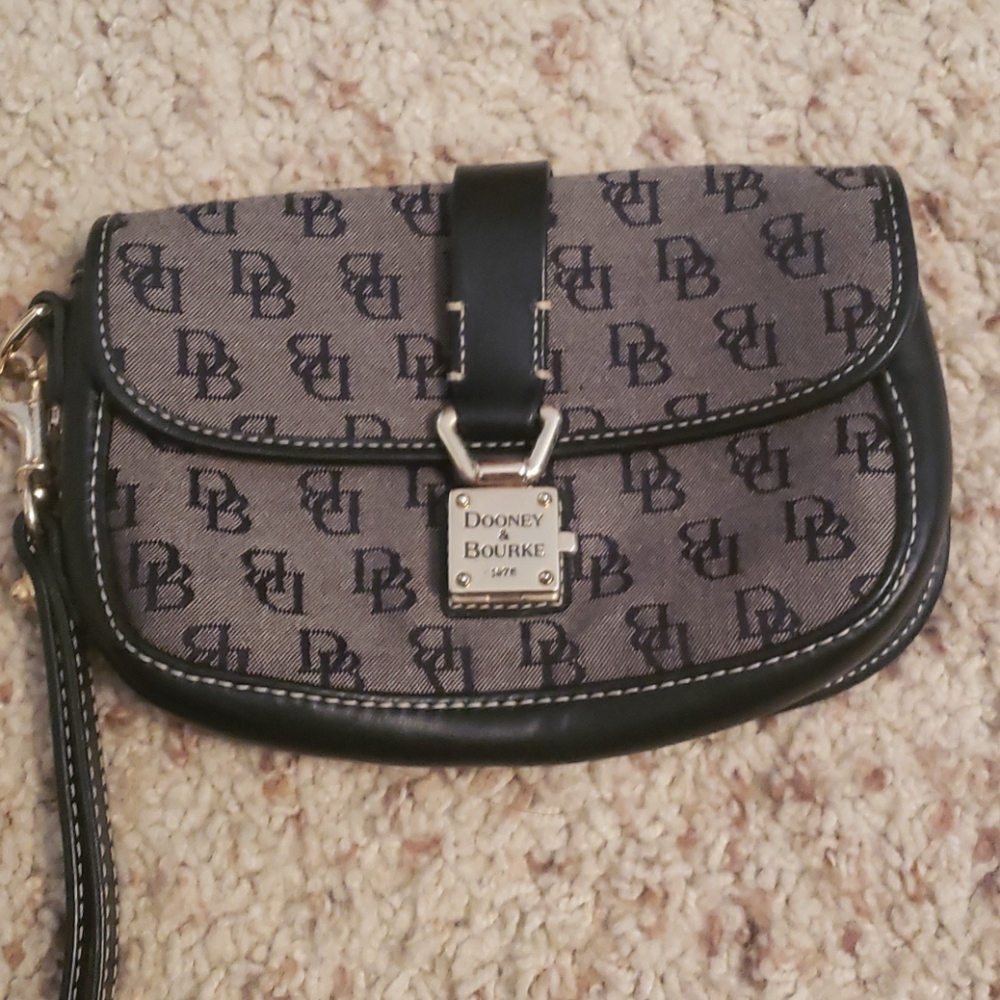 Dooney & Bourke Wristlet